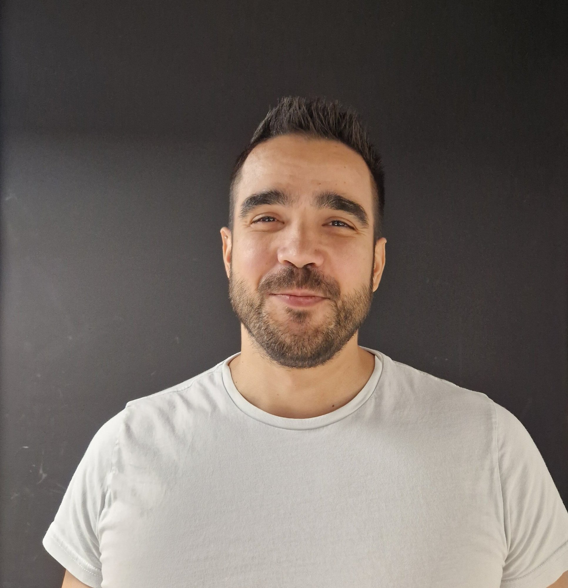 Cesc1-crop Cesc1-crop